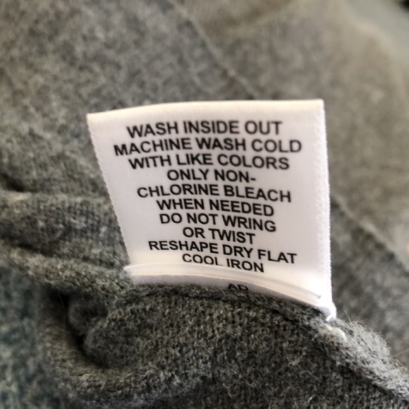 EUC Elle Pearl Sweater - Picture 6 of 6